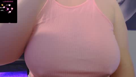 Tia Bella online show from February 4, 4:50 pm