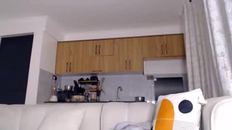 tiana_kay online show from May 21, 11:35 pm