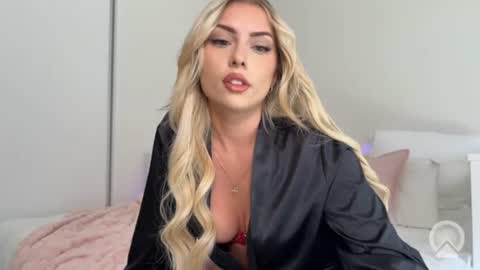 Tianna Ann online show from June 25, 1:38 am