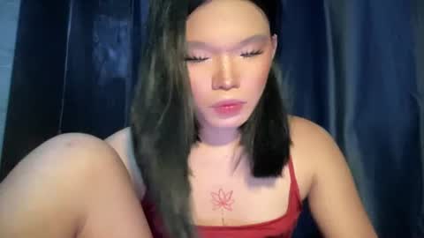 Ms. Tiara online show from May 21, 2:42 am