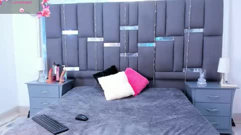 Tifani brown online show from March 27, 3:46 pm