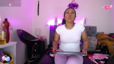 Tifanny Nails  online show from January 15, 8:48 pm
