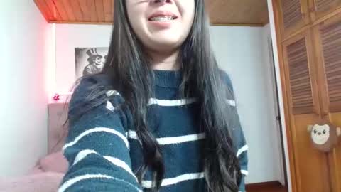 Tifanny online show from October 10, 1:49 pm