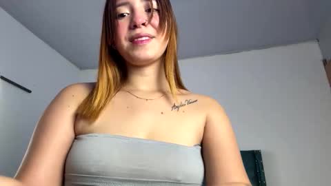 Estefana Ramrez online show from April 6, 7:15 pm