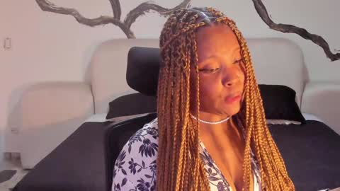 Snapshot of tifanytaylor1_ chatting on January 3, 4:00 am TIFF online show from January 3, 4:00 am