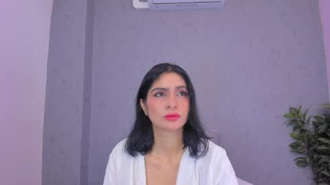 tiffany_mendez online show from May 6, 12:20 pm