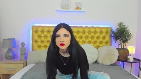 Tiffani online show from April 2, 1:41 pm