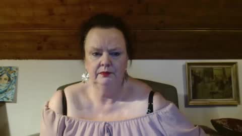 TiffanyMature online show from January 8, 6:34 pm