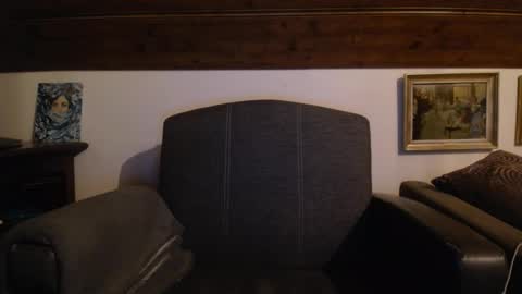 TiffanyMature online show from May 12, 9:43 pm