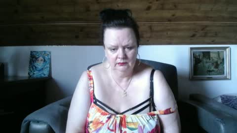 TiffanyMature online show from May 9, 2:19 pm