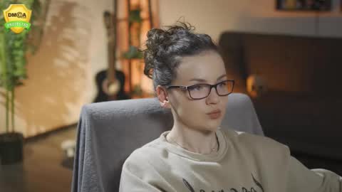 tiffanyriox online show from March 3, 12:49 am