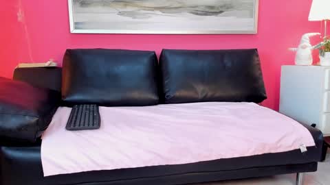 Stefany Suarez online show from January 8, 1:09 pm