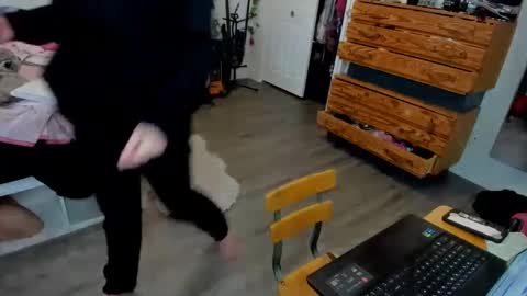 Snapshot of tiggerrosey chatting on January 29, 10:11 pm   All my Links online show from January 29, 10:11 pm