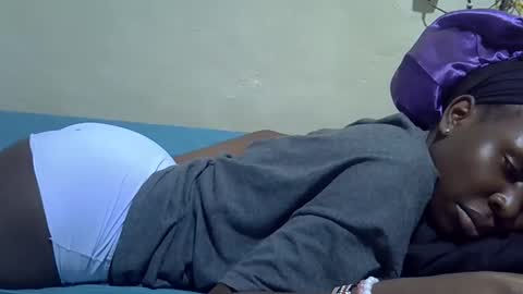 tight_pussie online show from January 10, 11:53 pm