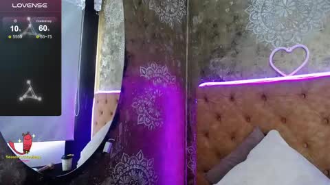 TILA TEQUILA online show from January 22, 12:06 pm