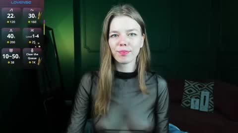 tina_tayllor__ online show from May 25, 9:25 pm