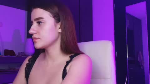 Tina  online show from May 7, 3:33 am