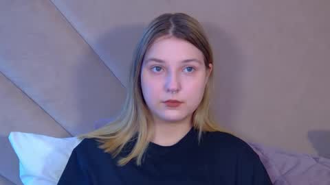TinaBurton online show from May 12, 4:57 pm