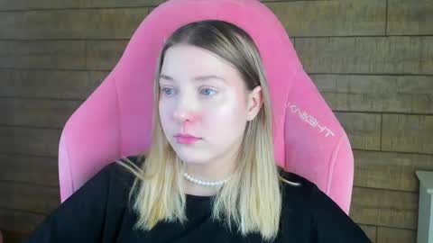 TinaBurton online show from May 21, 4:38 pm