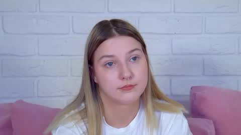 TinaBurton online show from May 18, 4:24 pm