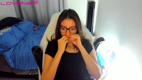 Snapshot of tinaricci chatting on December 27, 7:03 pm Tina online show from December 27, 7:03 pm