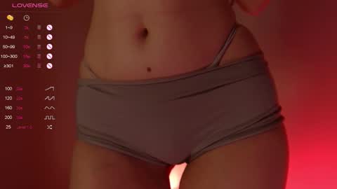 Polly online show from November 30, 9:30 pm