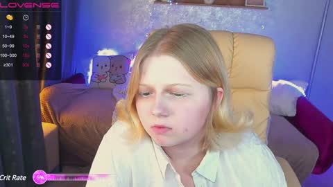 TinkerrBelll online show from January 10, 8:37 pm