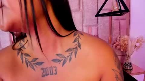 tinna noa online show from July 2, 3:23 am
