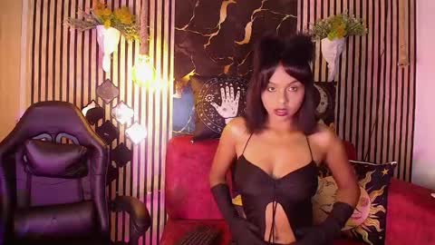 Tiny  online show from May 14, 7:36 am