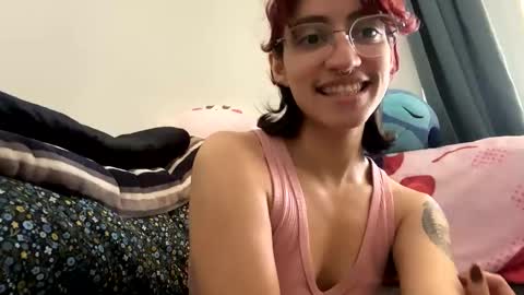 tinyhairycherry online show from December 3, 5:15 pm