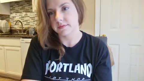 tinywithtiddies online show from November 20, 3:02 pm