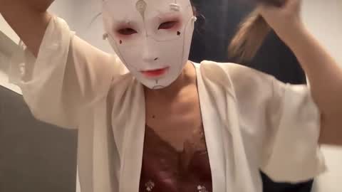 Tinks online show from October 7, 8:46 pm