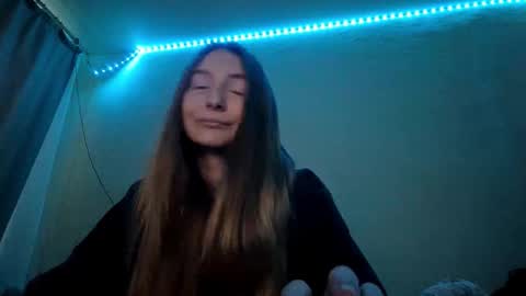 Hi Im Carry 18 years old online show from November 19, 6:46 am