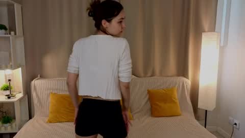 Lin online show from April 9, 6:19 am