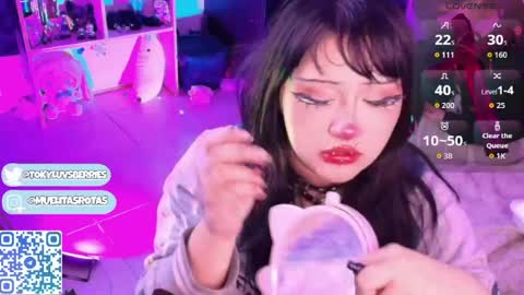 toky         online show from May 12, 12:08 am