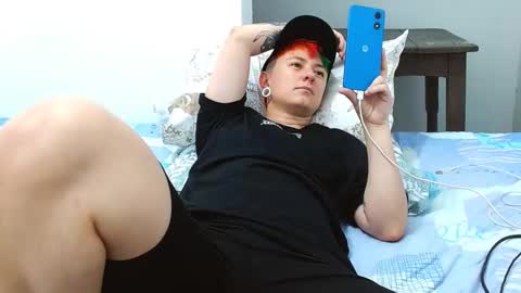 Blue online show from January 10, 9:52 pm