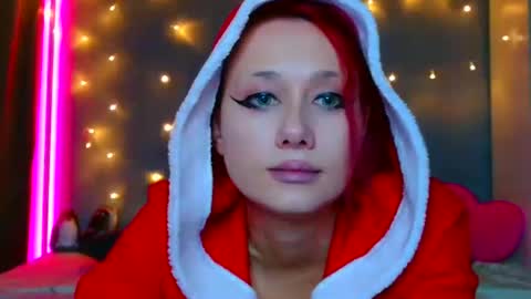 Galadriel online show from January 1, 1:15 am