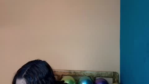 leyla  online show from December 31, 7:51 pm