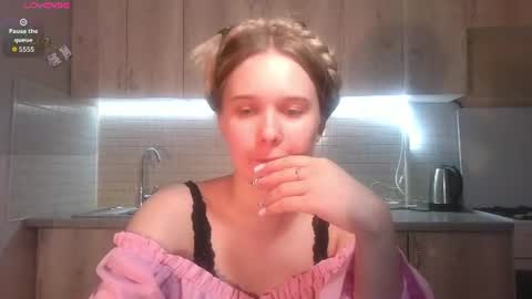 toni_pittmann online show from June 12, 6:27 pm