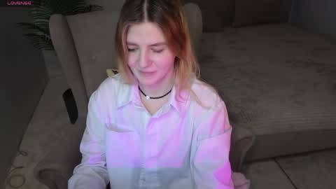 Tonya online show from April 21, 1:42 am