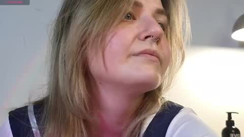 Tonya online show from May 15, 6:05 am