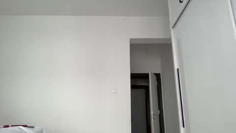 tootie03 online show from October 20, 1:25 pm