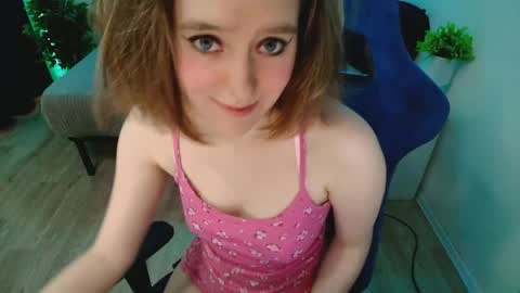topcranberry online show from May 2, 3:10 am