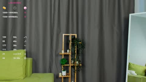 Mona online show from September 29, 9:36 am
