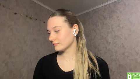 Anita online show from February 1, 5:12 pm