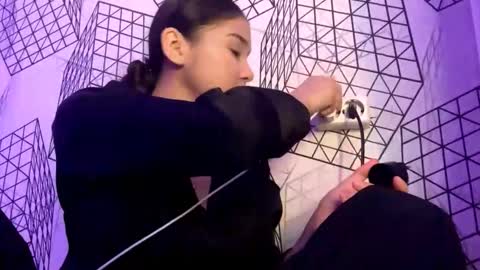 Julia online show from December 20, 11:47 am