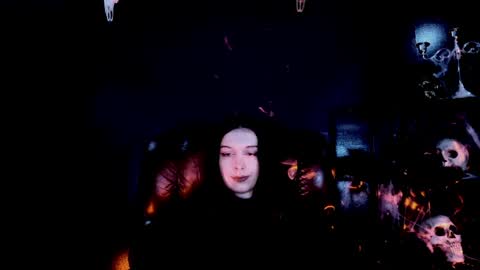 toxicdomme online show from May 21, 6:06 pm