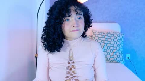 tracielowe_w online show from November 6, 3:34 am