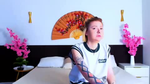 tracycurtis online show from September 25, 6:56 am