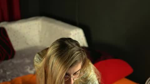Tracy online show from May 8, 7:59 pm